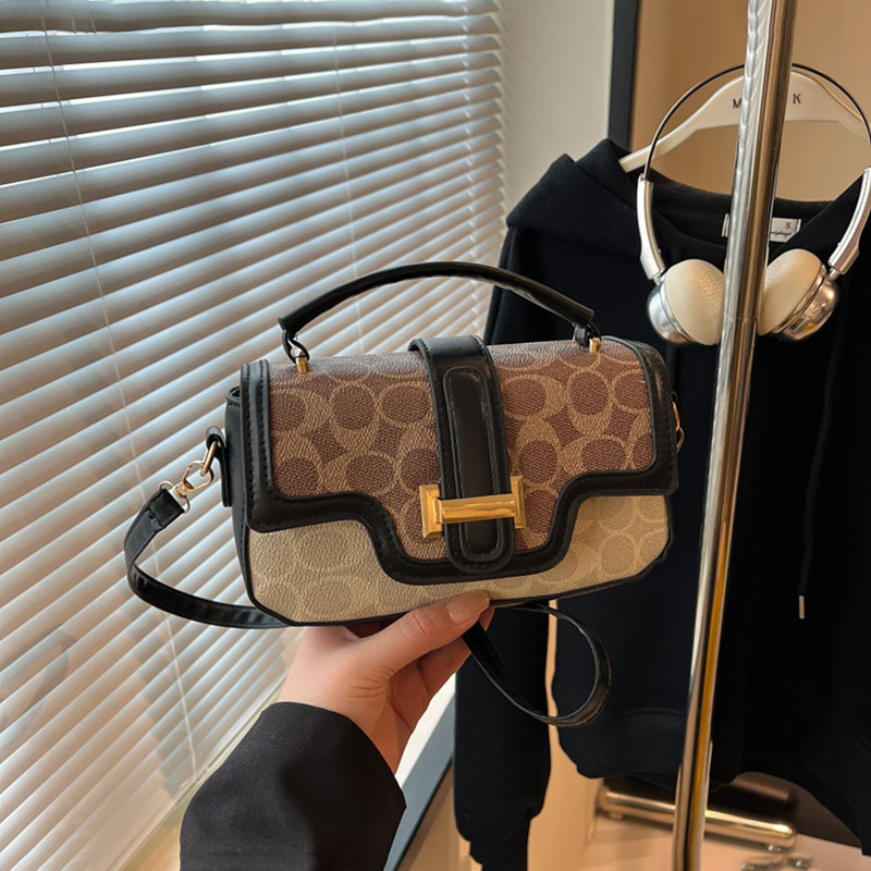 Borsa a tracolla di design di  - Interior Design High End recensione e prezzo