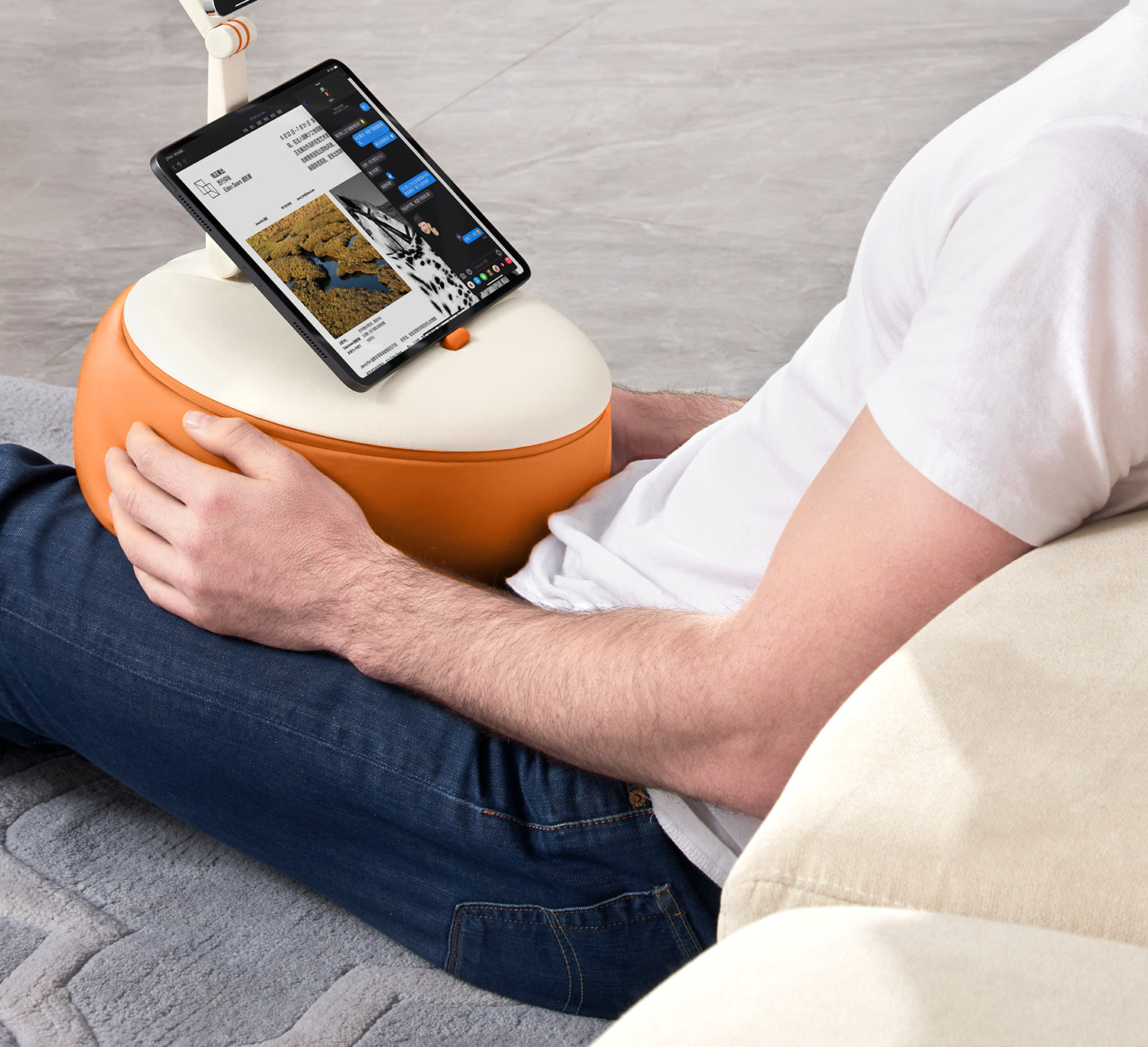 Supporto magnetico da scrivani - Throw Pillow recensione e prezzo